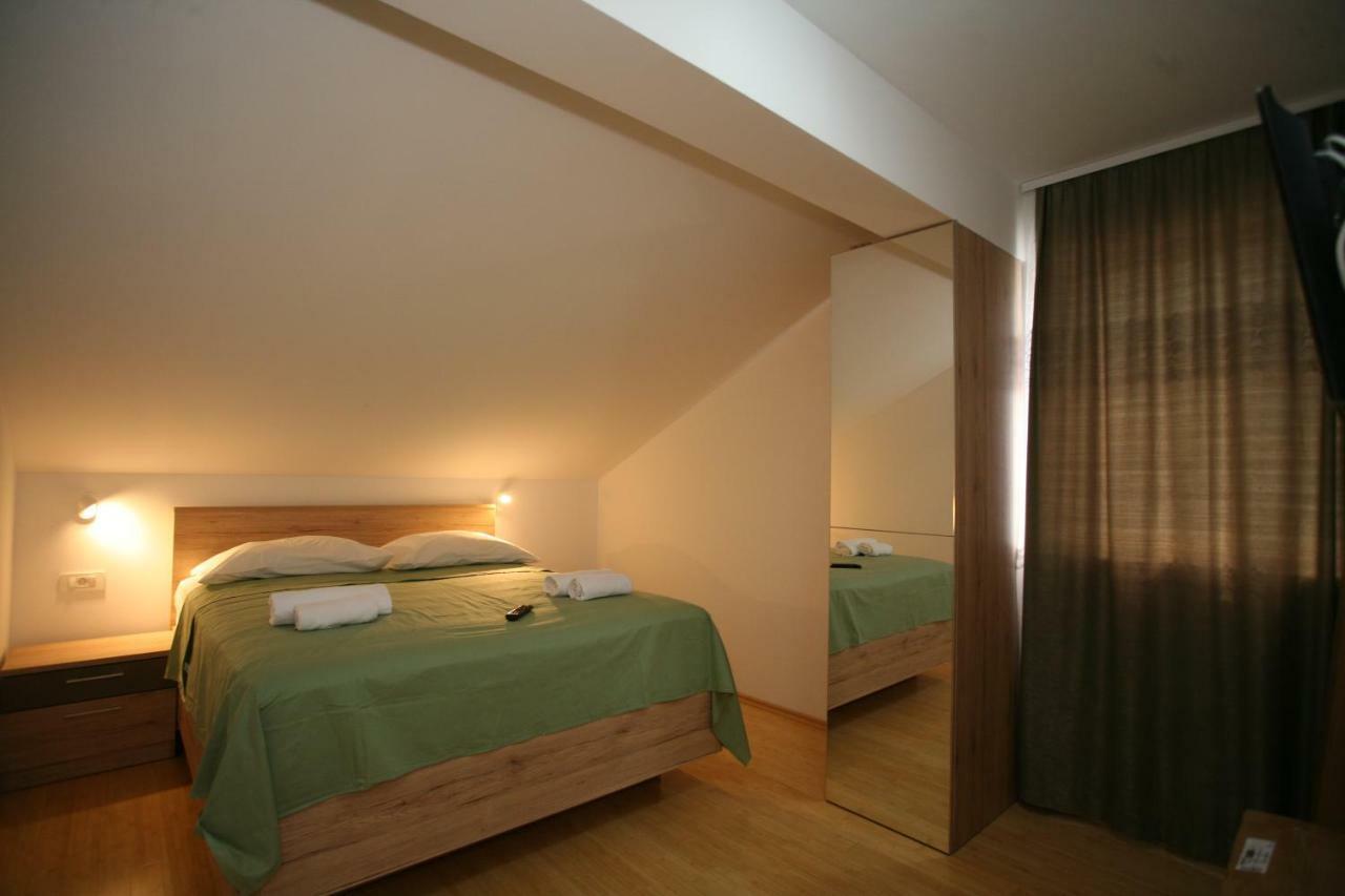 Apartment Beljan Traù Esterno foto